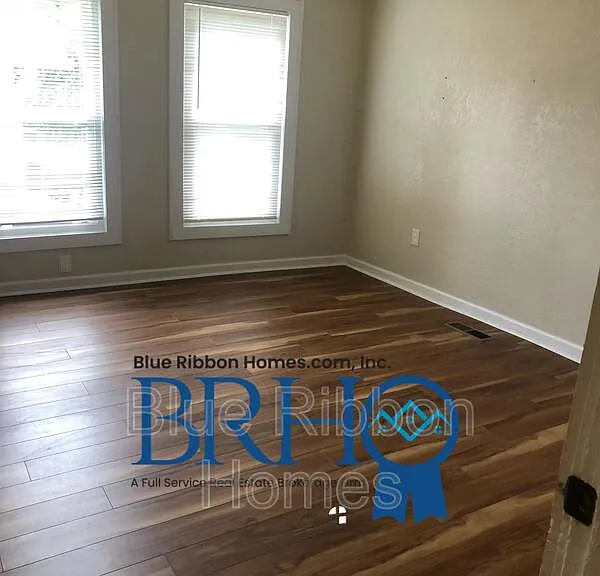 605 Victory St — Photo 11