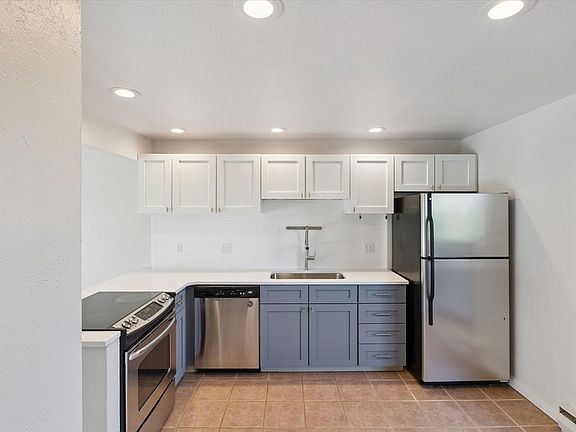 5th image of 4196 Greenbriar Blvd