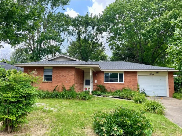 814 Gwenn St, Springdale, AR 72762