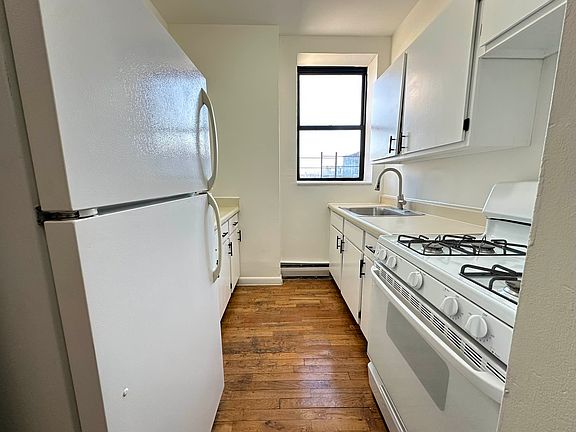 3rd image of 512 W 151st St APT 4D