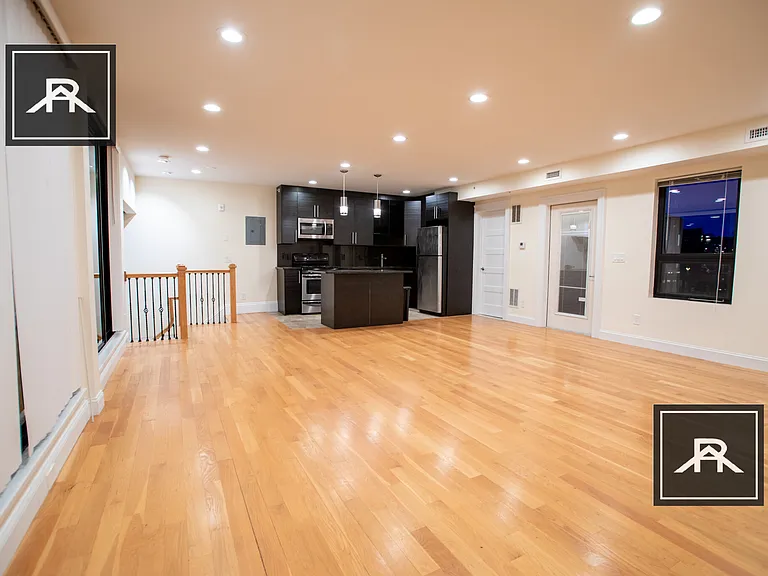 1614 Beacon St #3 — Photo 6