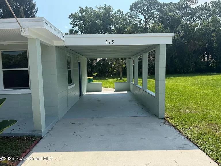 248 Laurel Oak St — Photo 3