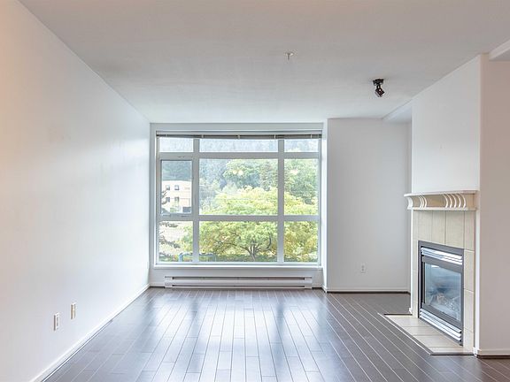 4th image of 3122 Saint Johns St #329