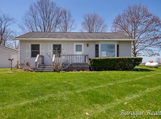 5513 N Reed Rd, Howard City, MI 49329