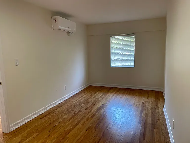 1445 Echo Park Ave — Photo 8