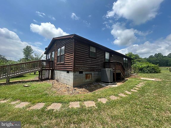 3rd image of 23221 Independence Rd