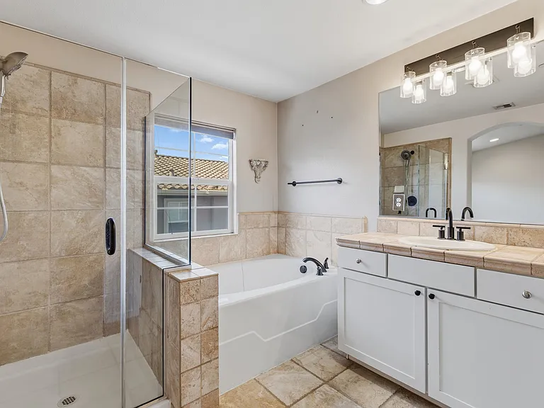 536 Adeline Ave — Photo 14
