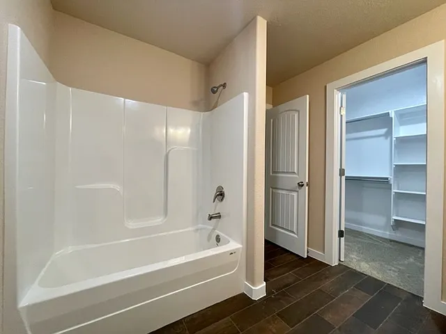 410 Rama St — Photo 10