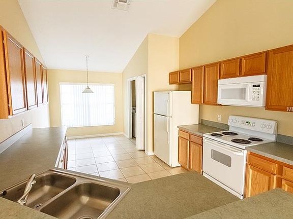 2nd image of 7964 Magnolia Bend Ct