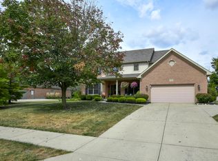 2791 Meadowpoint Dr, Troy, OH 45373