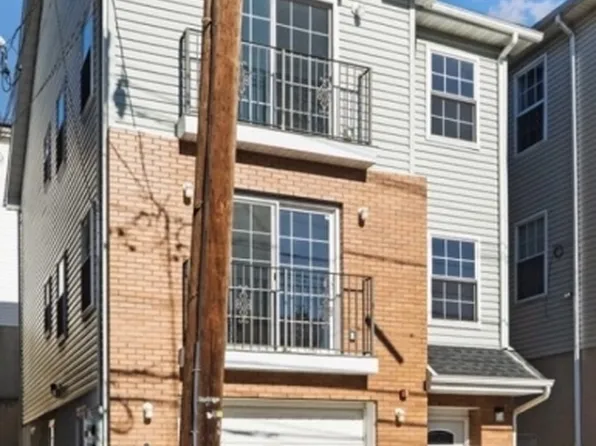 118 Oraton St, Newark City, NJ 07104