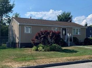 9 Roosevelt St, Fall River, MA 02724