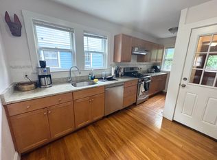 17 Milton St #2, Cambridge, MA 02140