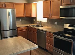 987 Marietta Dr, Painesville, OH 44077
