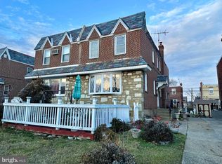 911 Brighton St, Philadelphia, PA 19111