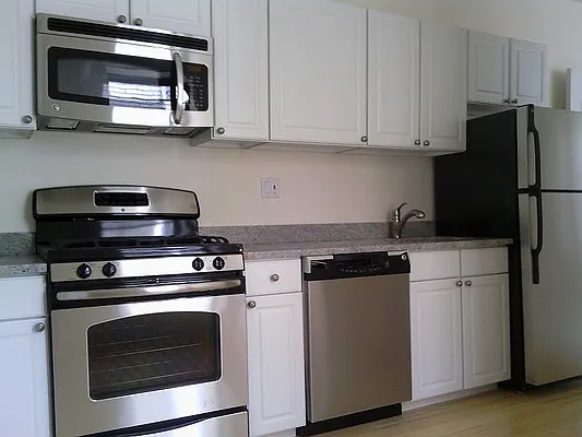 Rented by E and G Realty Group | media 72