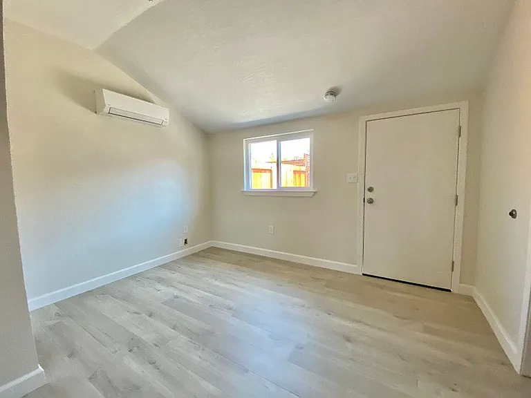 1407 Vale Ave — Photo 8