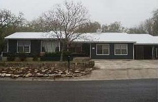 1st image of 1406 W Avenue B
