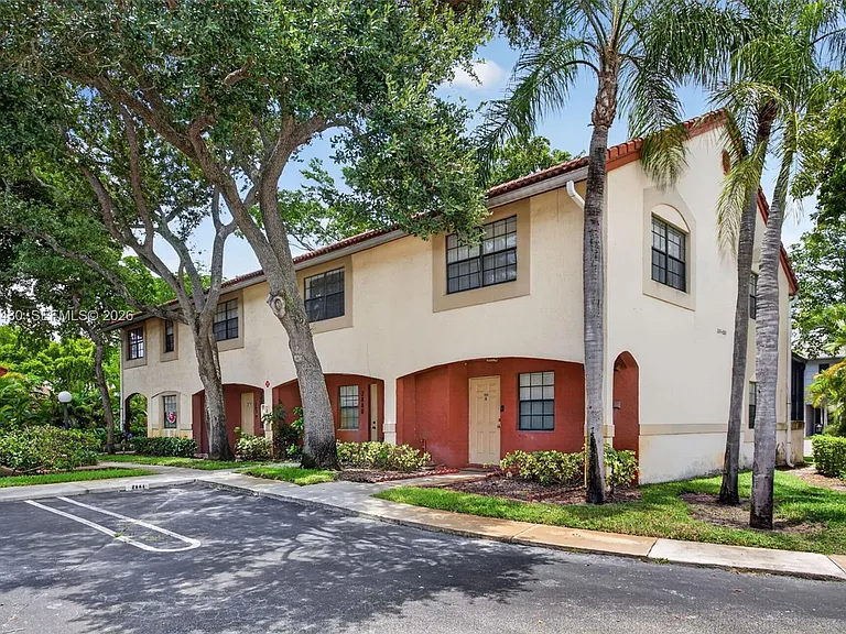 2880 Coral Springs Dr #2878 — Photo 1