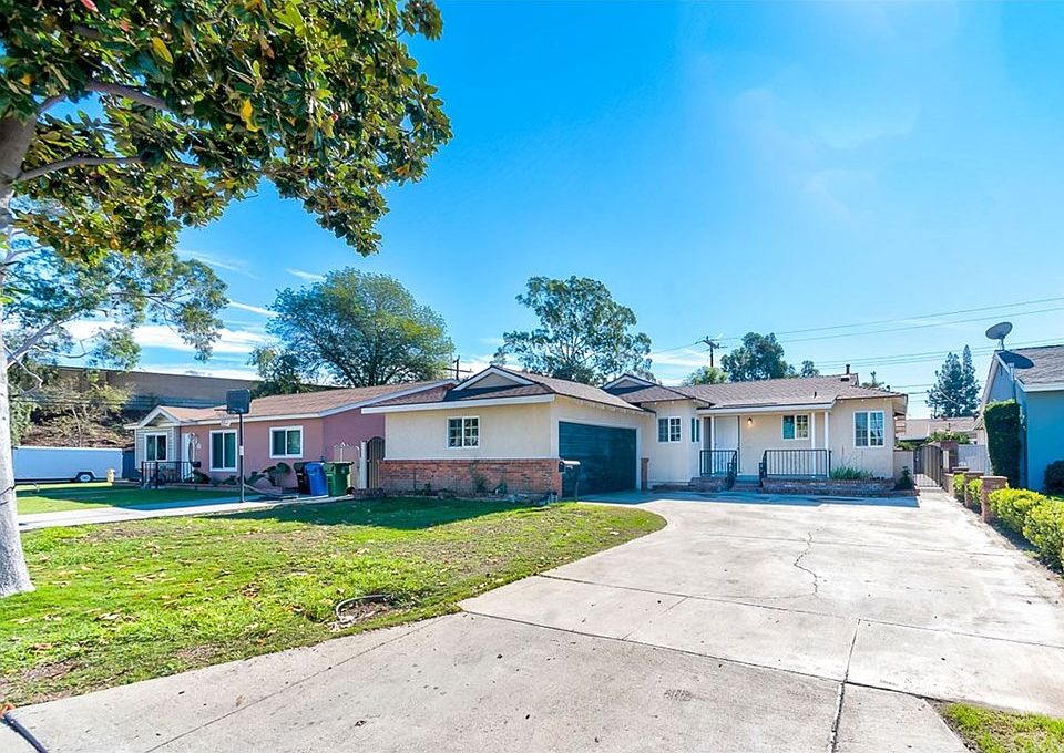 1st image of 10081 Cedardale Dr