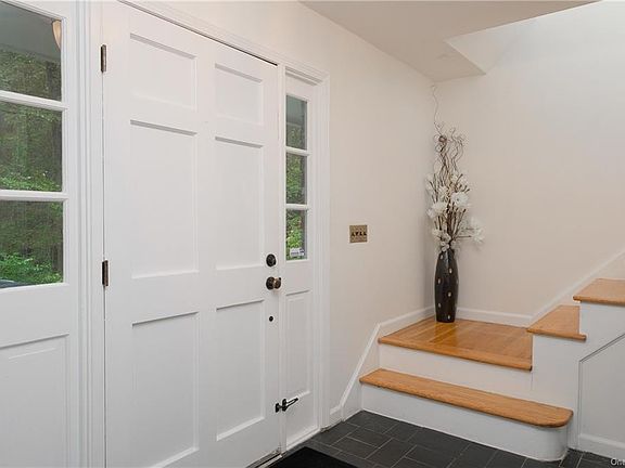 2nd image of 6 Erin Ct