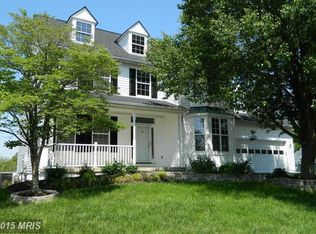 608 Patrice Dr SE, Leesburg, VA 20175
