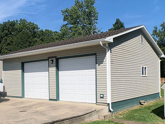 2nd image of 554 State Road 43