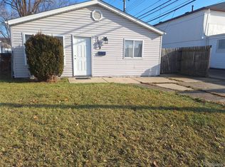 27028 Dartmouth St, Madison Heights, MI 48071