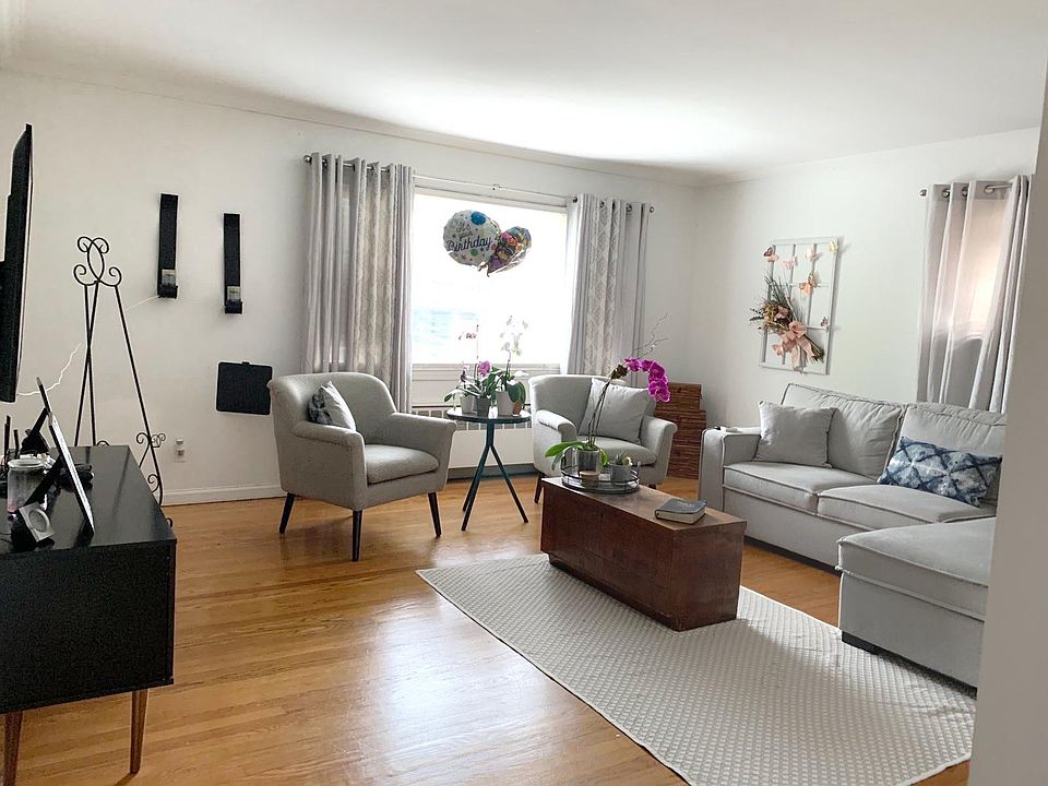 1st image of 26 Mansion Ave #2
