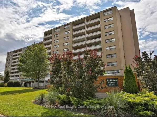 15 Albright Rd N #17, Hamilton, ON L8K 5J2
