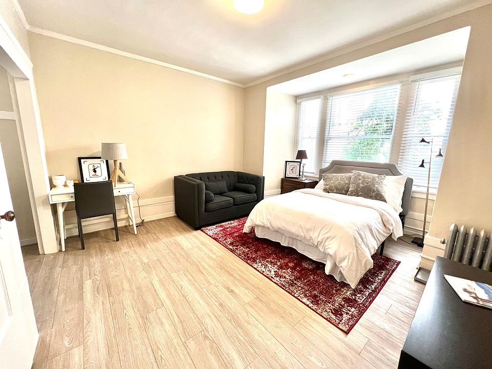 1st image of 755 Bush St APT 204