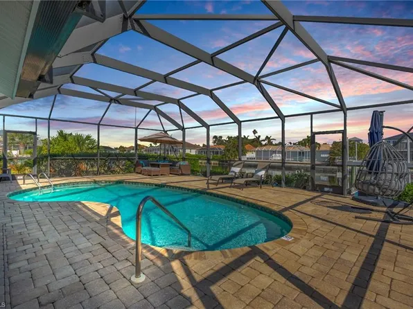 797 N Barfield DR, MARCO ISLAND, FL 34145