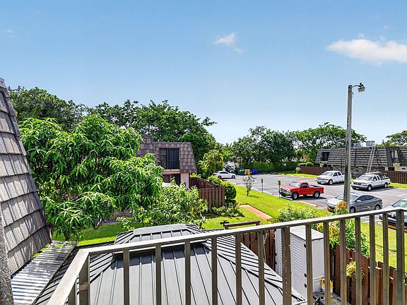 5th image of 1610 Forest Lakes Circle #B