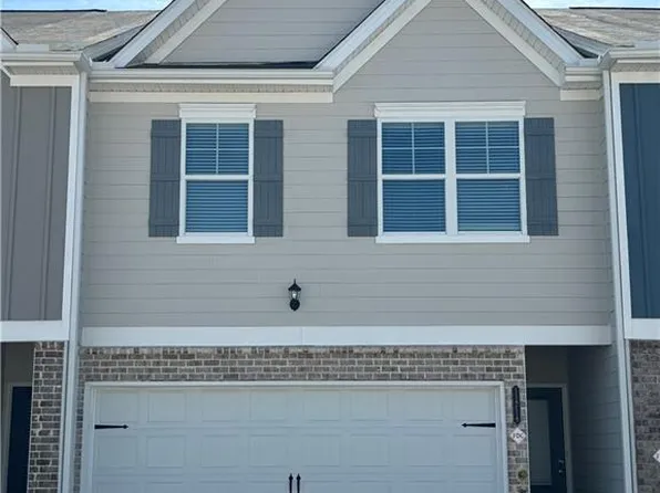 11718 Chatham Dr, Hampton, GA 30228