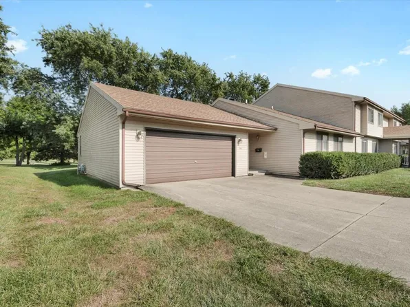 2461 Clayton Blvd, Champaign, IL 61822