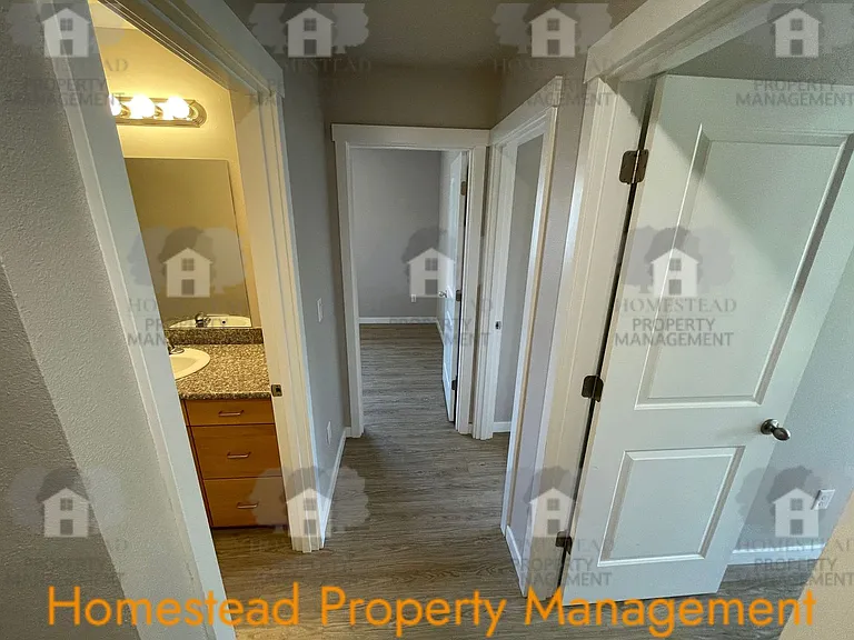 351 N Broad St #1-4 — Photo 11