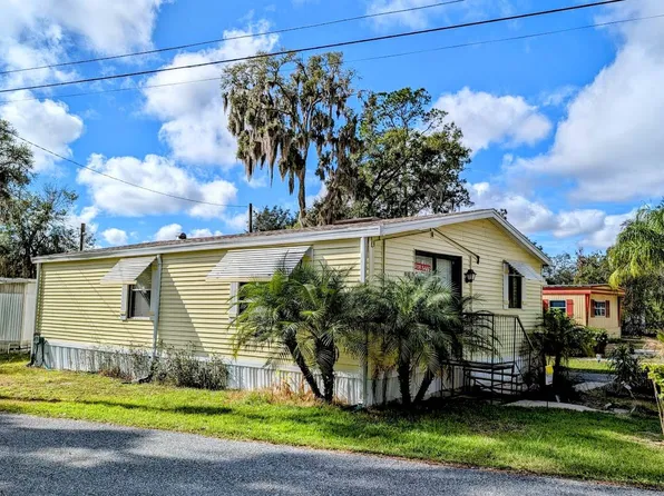 402 Sunset Ln #402, Lady Lake, FL 32159