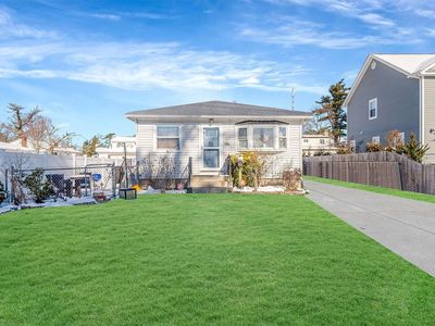 11 A Mcwhorter Street #A, Brentwood, NY, 11717