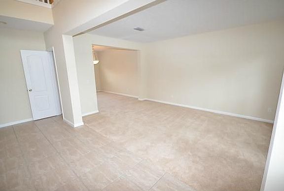 3rd image of 741 NW Waterlily Pl