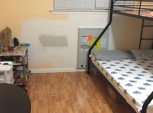 267 College Dr, Edison, NJ