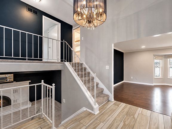 5th image of 35826 Foothill Dr