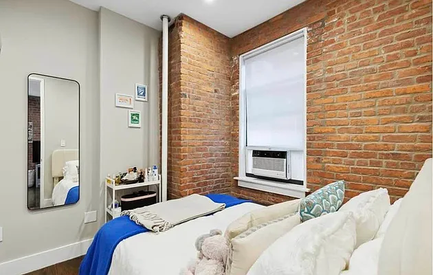 Rented by Douglas Elliman | media 4