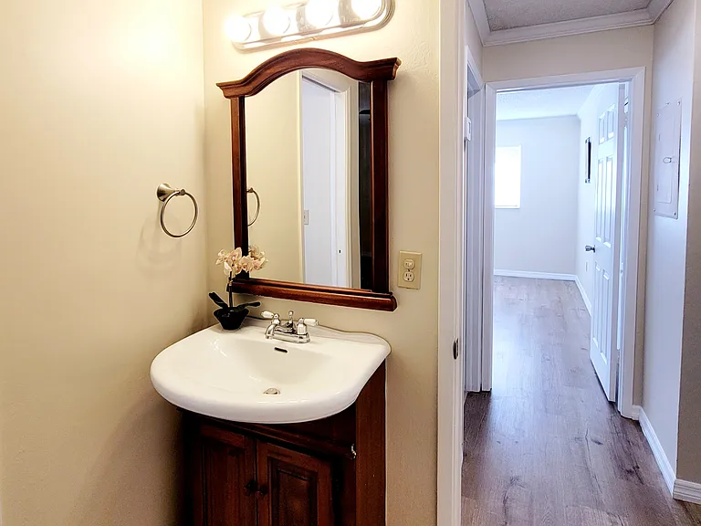3135 Shady Dell Ln — Photo 33