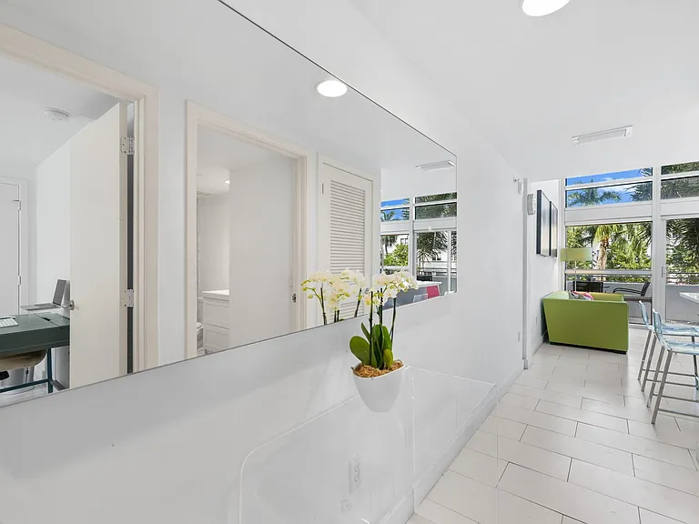 421 Meridian Ave #A — Photo 7