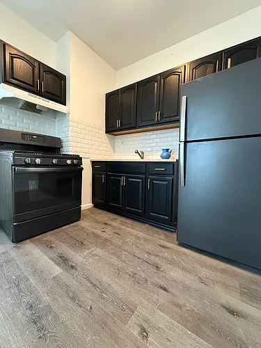 119 Wakefield Ave Photo 1