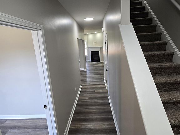 5th image of 3648 Thornbrook Drive