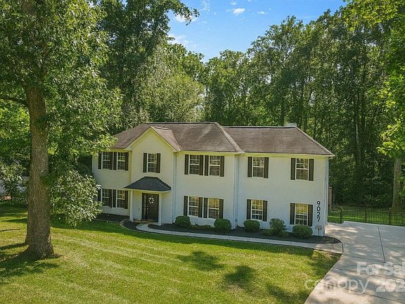 2nd image of 9027 Leah Meadow Ln #23