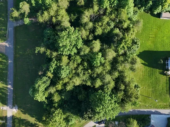 310 & 311 Paulette Way, Falls Of Rough, KY 40119