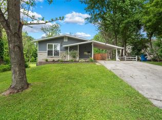 12069 McKelvey Rd, Maryland Heights, MO