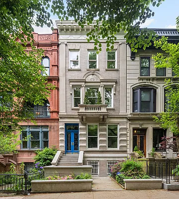 Sold by Corcoran | media 19